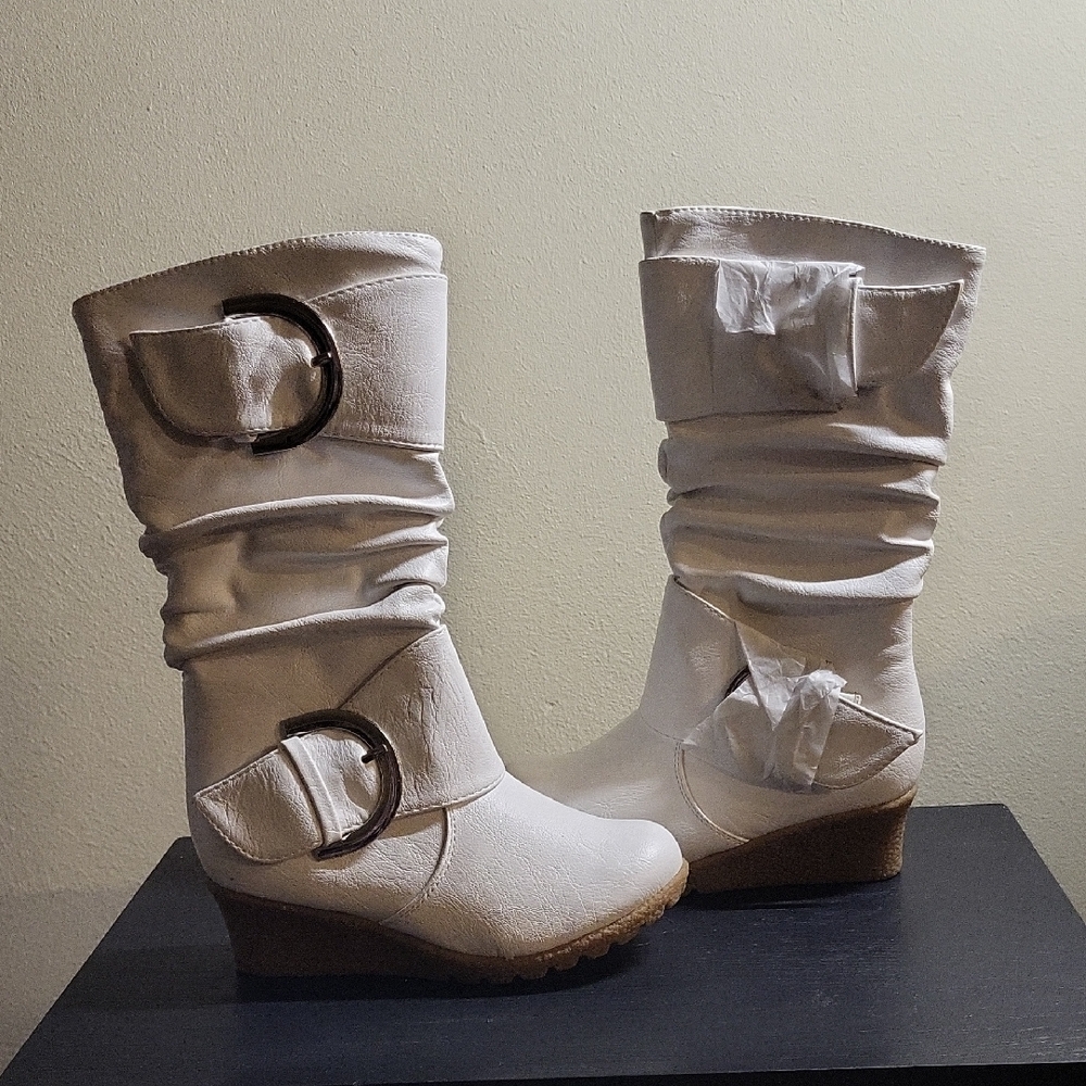 Chic White Kids' Boots with Buckle Detail